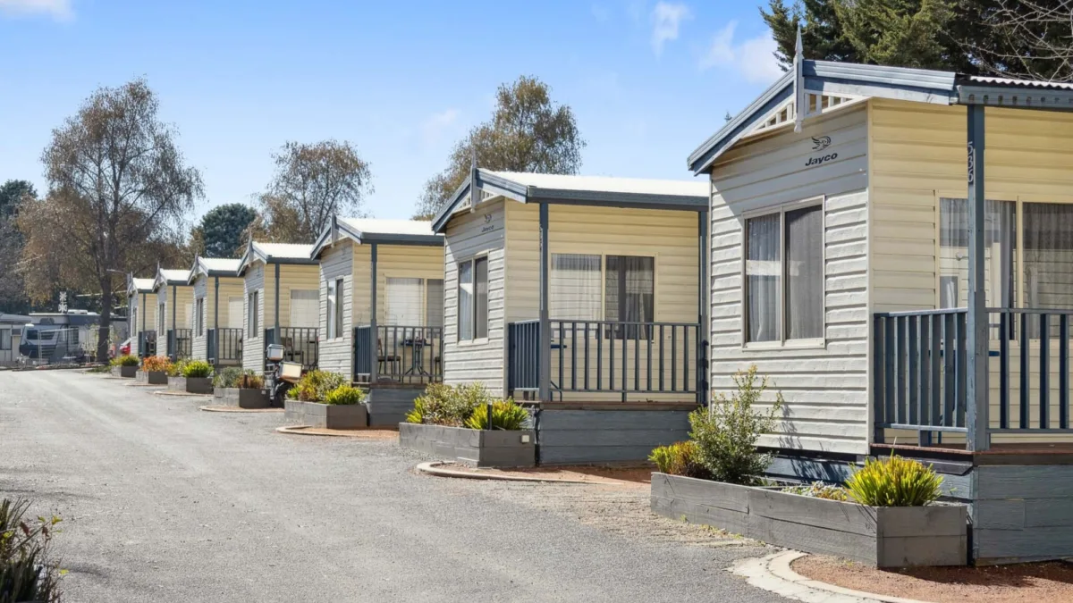 canberra holiday village cabins
