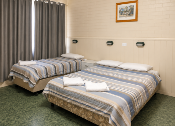 Motel room in Dubbo Holiday Park