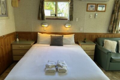 Economy 1 Bedroom bed