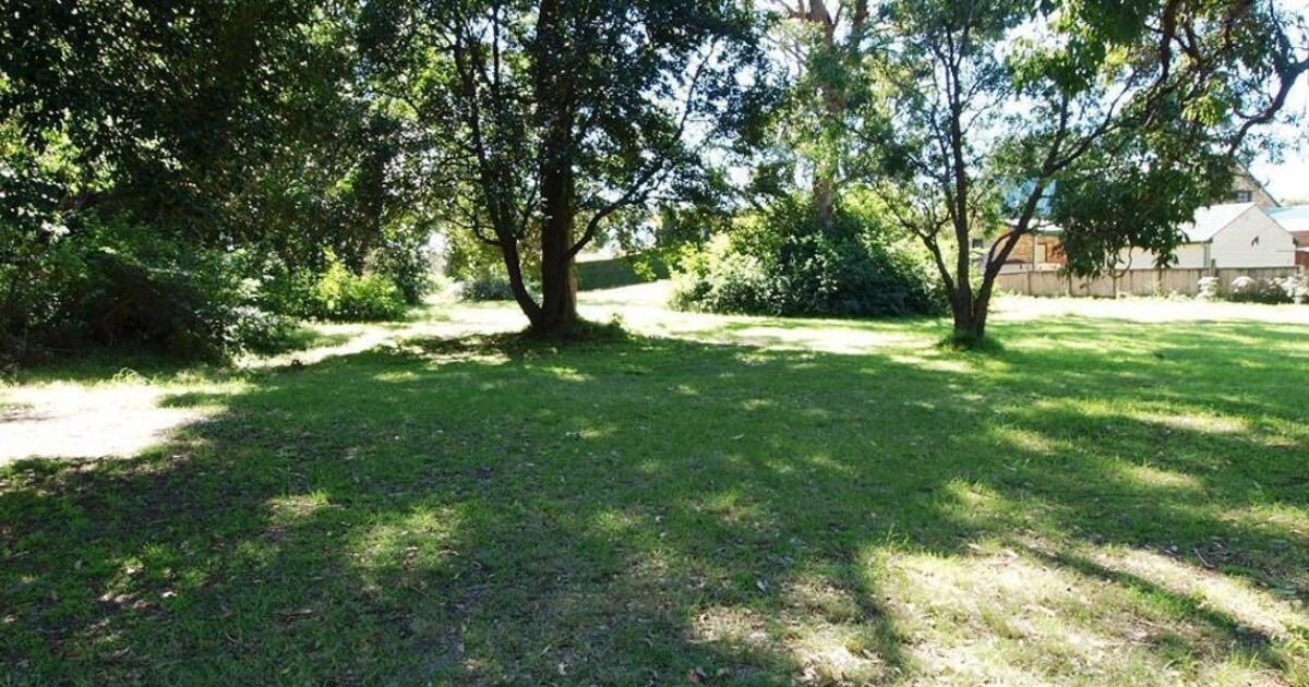 Powered Grass Camping Sites | Shoalhaven Heads Village